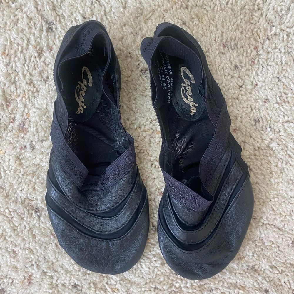 Capezio ballet slippers, womens size 8M